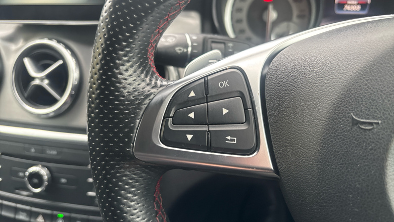 Mercedes-Benz GLA 220d 4Matic AMG Line 5dr Auto [Prem Plus] Diesel Hatchback